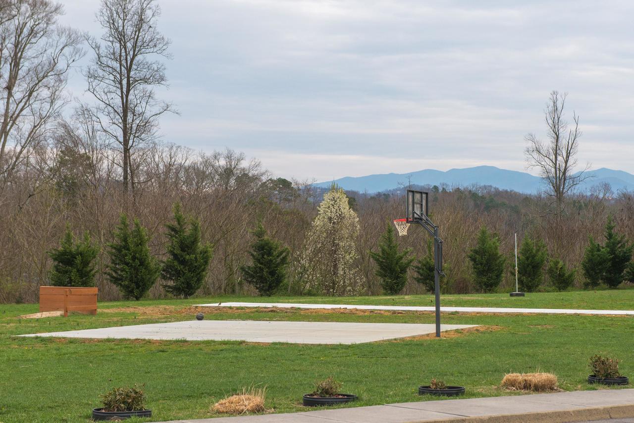 Sandy'S Sanctuary Pigeon Forge Exterior photo