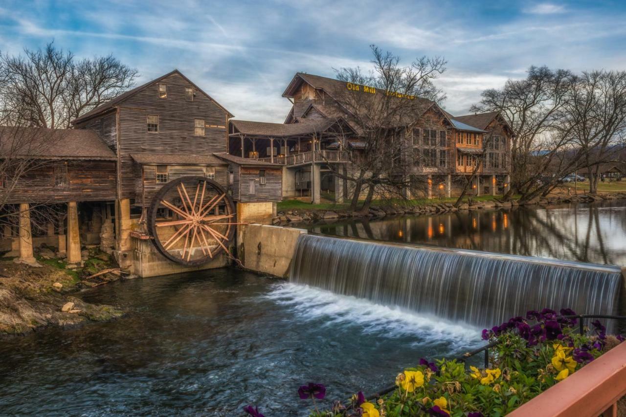 Sandy'S Sanctuary Pigeon Forge Exterior photo